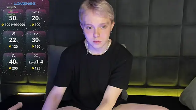 Snapshot of TimmyTaylon chatting on 02/07/25, 03:41 TimmyTaylon online show from 02/07/25, 03:41