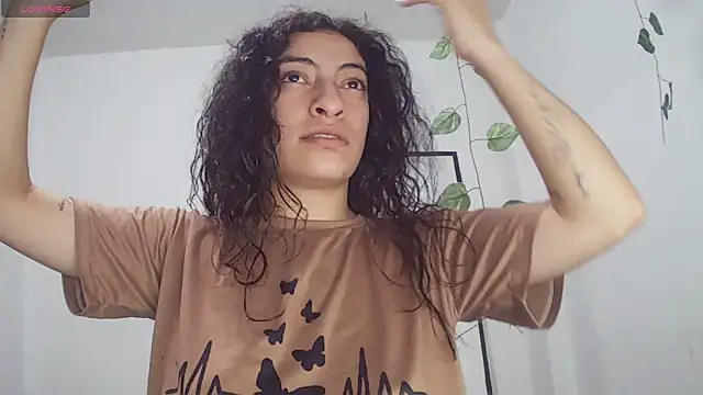 Snapshot of stephybrowm7 chatting on 10/31/25, 12:50 stephybrowm7 online show from 10/31/25, 12:50