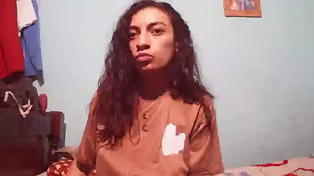 Snapshot of stephybrowm7 chatting on 11/20/25, 09:36 stephybrowm7 online show from 11/20/25, 09:36