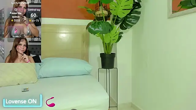 Snapshot of enma30_ chatting on 10/30/25, 02:07 enma30 online show from 10/30/25, 02:07