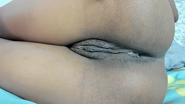 Canhela1 online show from 04/15/26, 11:38