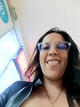 Lena-32 online show from 04/01/26, 11:02