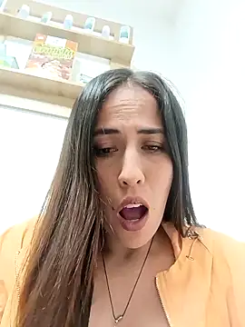 Lena-32 online show from 04/10/26, 11:09