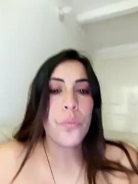 Lena-32 online show from 04/11/26, 11:53