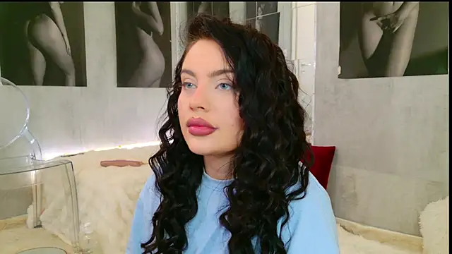 Snapshot of celia_chanel chatting on 04/28/26, 06:57 celia chanel online show from 04/28/26, 06:57