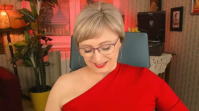 sugar vivien online show from 02/12/25, 09:10