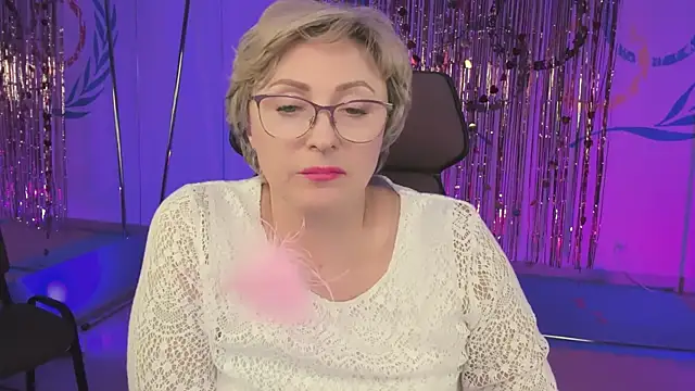 sugar vivien online show from 02/19/25, 06:21