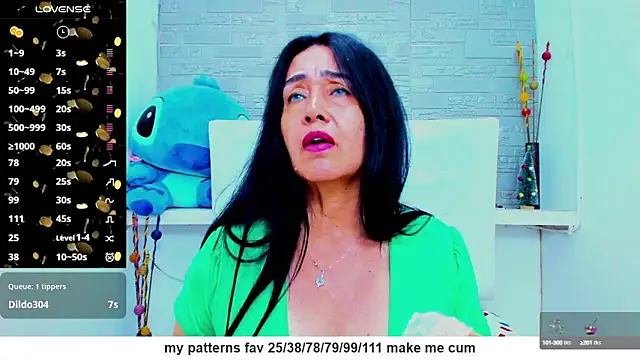 Snapshot of HorniestMilf chatting on 03/20/25, 08:51 HorniestMilf online show from 03/20/25, 08:51