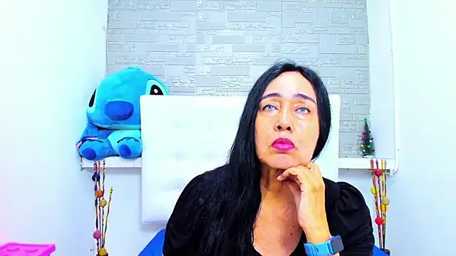 Snapshot of HorniestMilf chatting on 09/24/25, 08:45 HorniestMilf online show from 09/24/25, 08:45