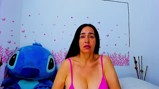 Snapshot of HorniestMilf chatting on 07/16/26, 11:11 HorniestMilf online show from 07/16/26, 11:11
