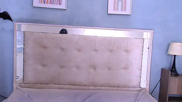 Mels  online show from 11/25/25, 04:29