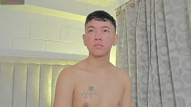 JulianRose 1 online show from 01/28/25, 11:28