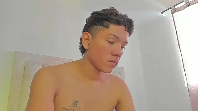 JulianRose 1 online show from 03/02/25, 02:32