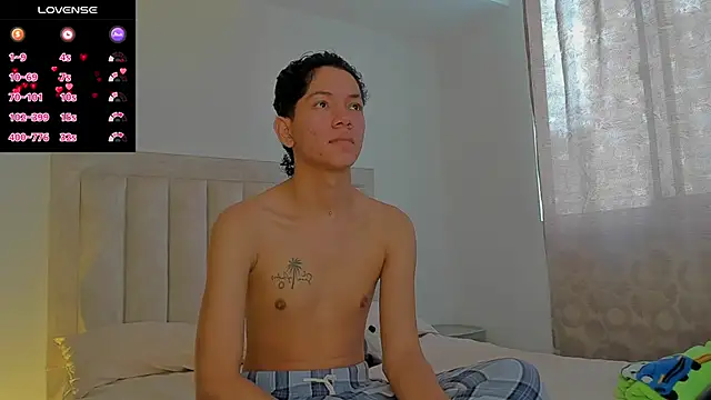 JulianRose 1 online show from 10/02/25, 12:45