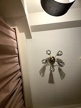 Tkcqcc online show from 12/04/25, 12:14