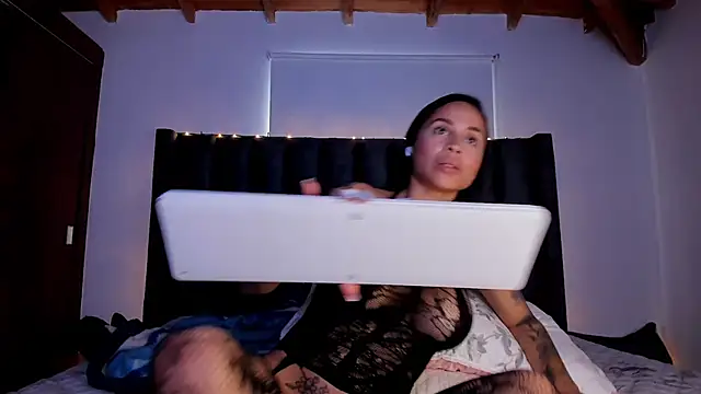 paulina soto online show from 12/20/25, 08:27