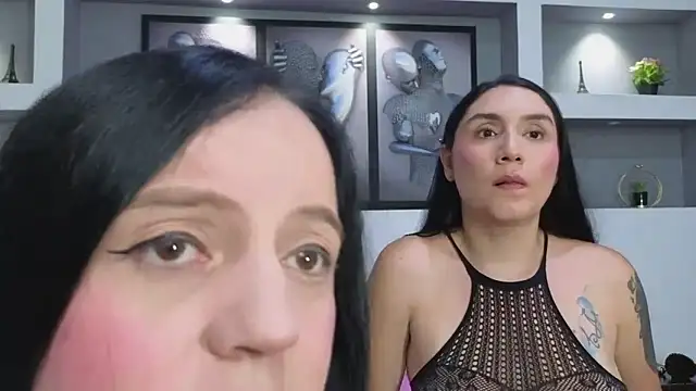 Girls hot 2 online show from 04/23/26, 09:28