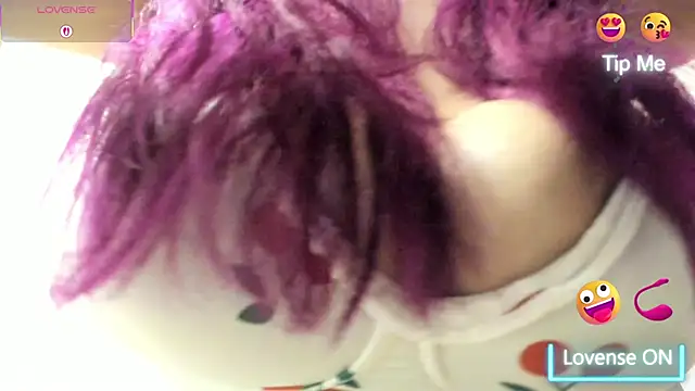 nahomi  97 online show from 12/18/25, 08:37