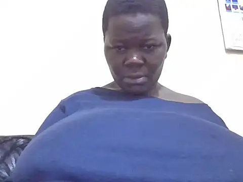 pritty-leila online show from 04/21/26, 11:07