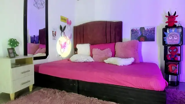 alisson zafiro  online show from 01/23/25, 01:35