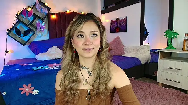 alisson zafiro  online show from 03/07/25, 09:18