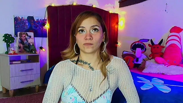 alisson zafiro  online show from 11/03/25, 03:08