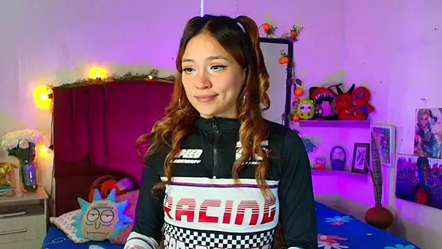 alisson zafiro  online show from 02/12/26, 03:12