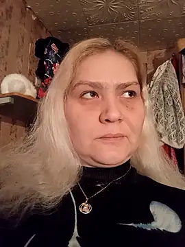 Minna Jeannie online show from 10/31/25, 02:01