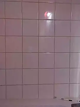 Snapshot of wedge75 chatting on 12/03/24, 06:59 wedge75 online show from 12/03/24, 06:59