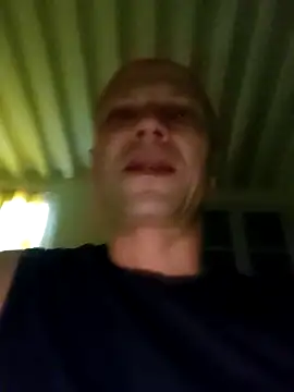 Snapshot of wedge75 chatting on 09/18/25, 07:21 wedge75 online show from 09/18/25, 07:21