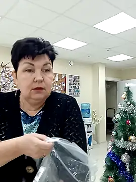 FantasyMichelle online show from 12/18/24, 07:36