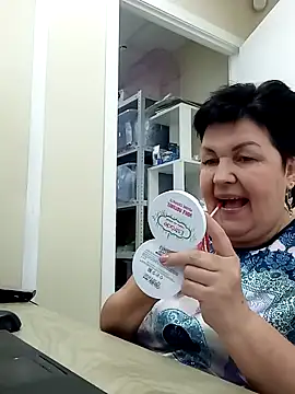 FantasyMichelle online show from 12/18/24, 11:34