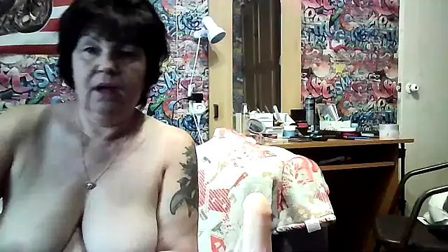 Snapshot of FantasyMichelle chatting on 05/22/26, 03:06 FantasyMichelle online show from 05/22/26, 03:06