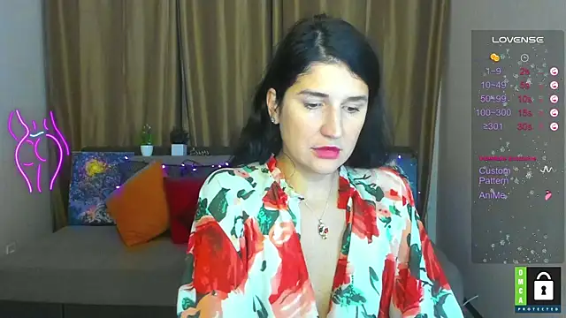 Snapshot of Alianna_Solo_Kisses chatting on 01/07/25, 09:50 Alianna Solo Kisses online show from 01/07/25, 09:50