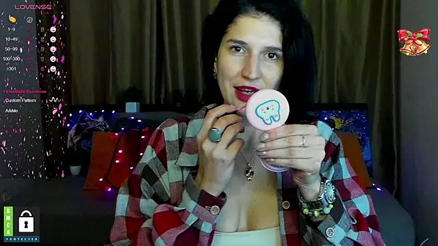 Snapshot of Alianna_Solo_Kisses chatting on 01/30/25, 03:29 Alianna Solo Kisses online show from 01/30/25, 03:29