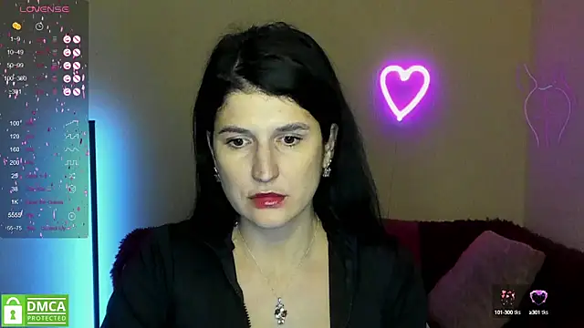 Snapshot of Alianna_Solo_Kisses chatting on 03/04/25, 12:22 Alianna Solo Kisses online show from 03/04/25, 12:22