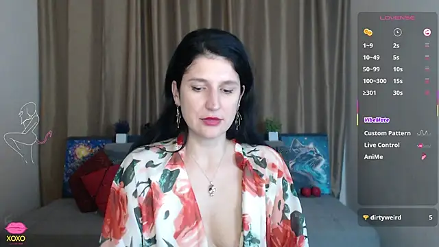 Snapshot of Alianna_Solo_Kisses chatting on 03/21/25, 03:35 Alianna Solo Kisses online show from 03/21/25, 03:35