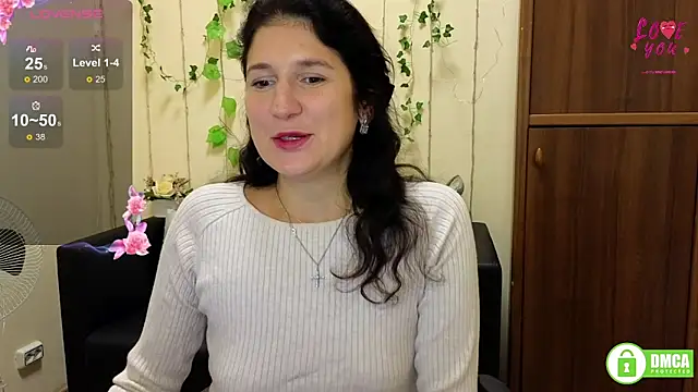 Snapshot of Alianna_Solo_Kisses chatting on 10/02/25, 11:28 Alianna Solo Kisses online show from 10/02/25, 11:28