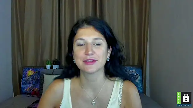 Alianna Solo Kisses online show from 11/07/25, 06:35