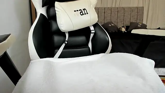 Valerioe online show from 09/18/25, 01:46