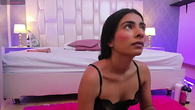 Snapshot of allys_rose chatting on 01/11/25, 03:52 allys rose online show from 01/11/25, 03:52