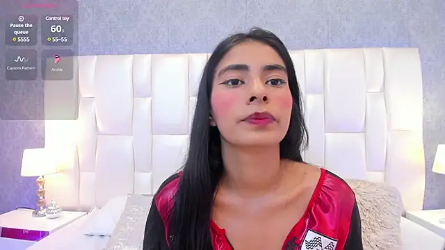 Snapshot of allys_rose chatting on 03/01/25, 07:48 allys rose online show from 03/01/25, 07:48