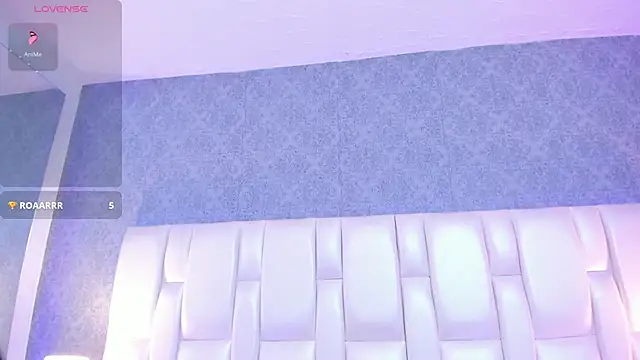 Snapshot of allys_rose chatting on 03/14/25, 01:59 allys rose online show from 03/14/25, 01:59