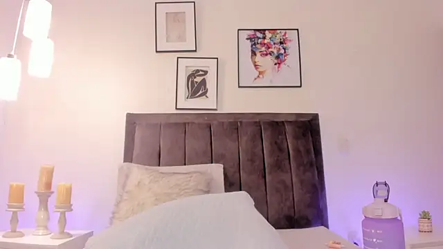 Snapshot of helen_mooree chatting on 02/06/25, 04:36 helen mooree online show from 02/06/25, 04:36