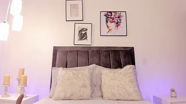 Snapshot of helen_mooree chatting on 02/21/25, 04:37 helen mooree online show from 02/21/25, 04:37