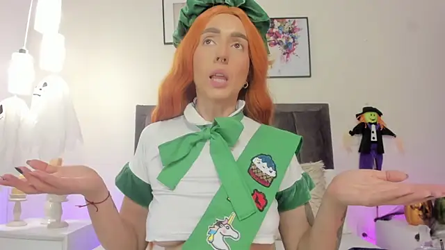 Snapshot of helen_mooree chatting on 11/01/25, 01:02 helen mooree online show from 11/01/25, 01:02