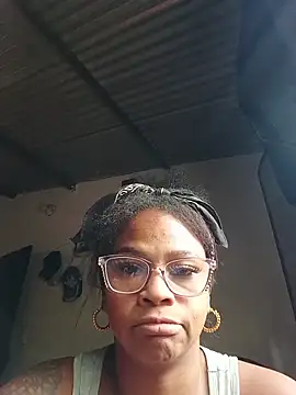 Snapshot of Melanie_candy_ chatting on 02/10/26, 06:56 Melanie candy online show from 02/10/26, 06:56