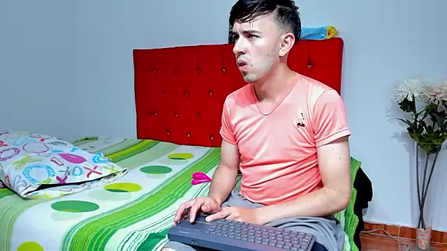 big-dicktop23 online show from 02/14/25, 02:50