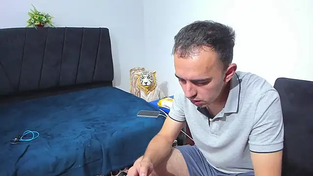 big-dicktop23 online show from 12/16/25, 01:43