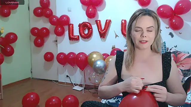 hotmilf4uxxx online show from 02/14/26, 11:51